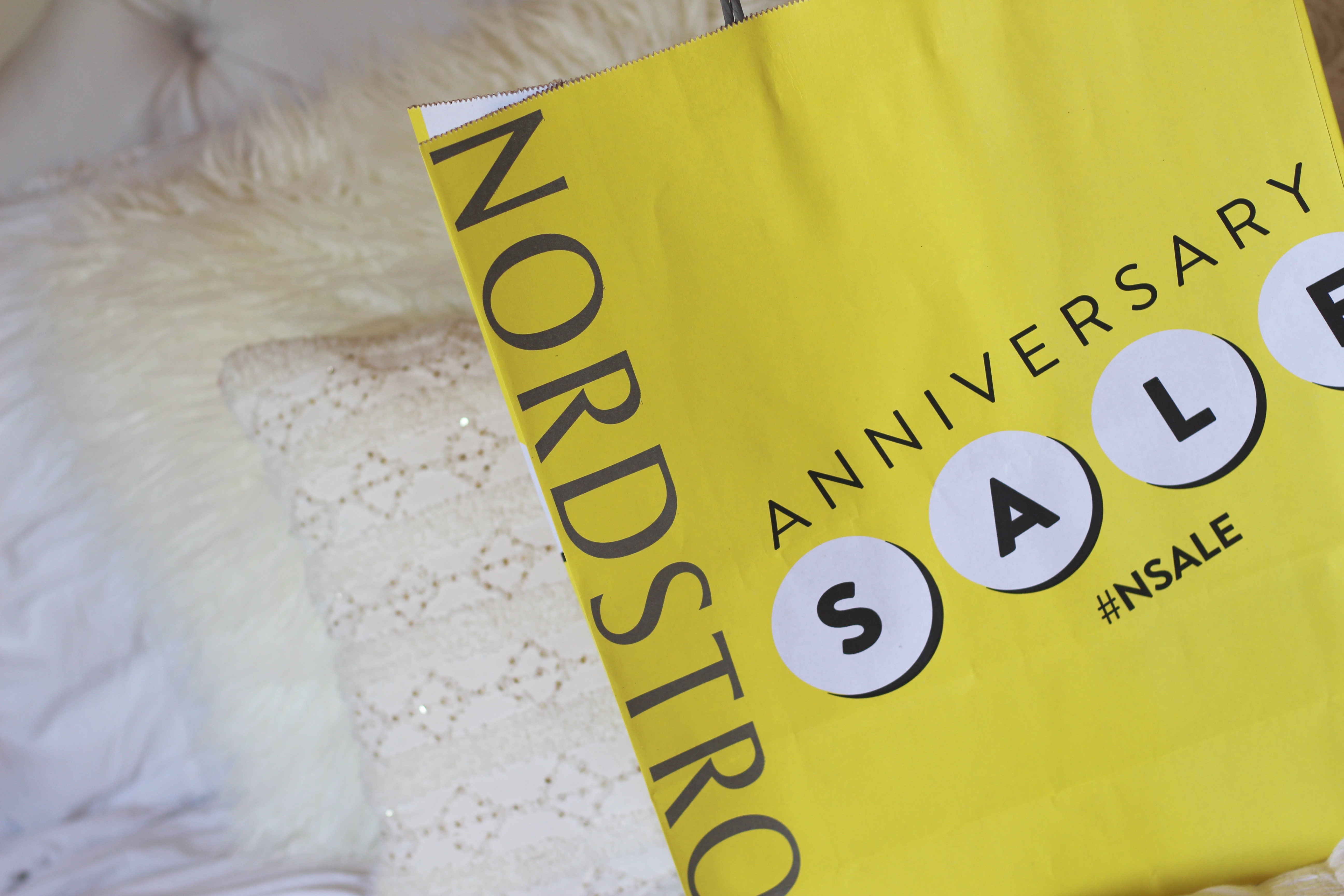 YOUR ULTIMATE SHOPPING GUIDE TO THE NORDSTROM ANNIVERSARY SALE OPEN TO